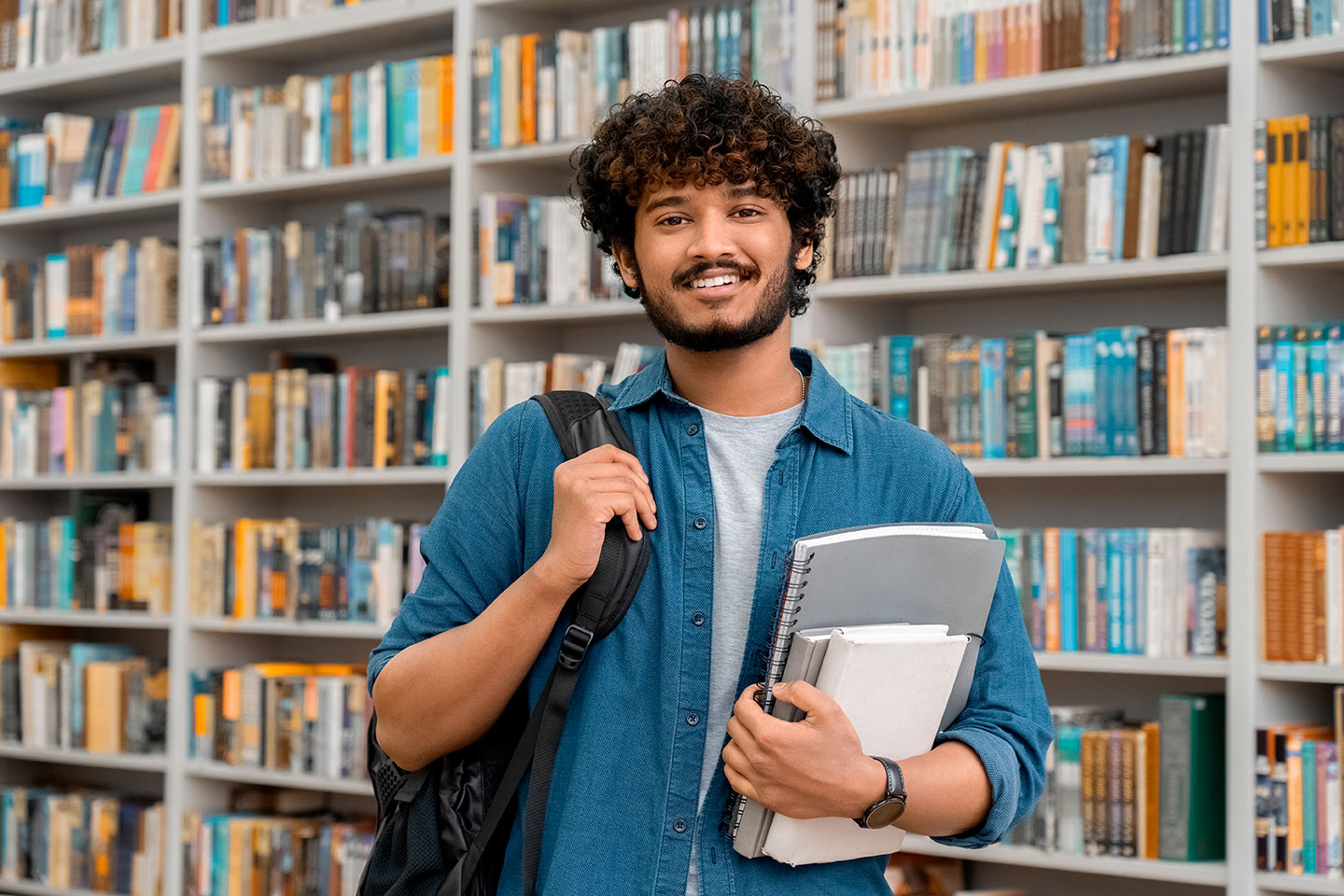 Aluno demonstrando o que é aluno first